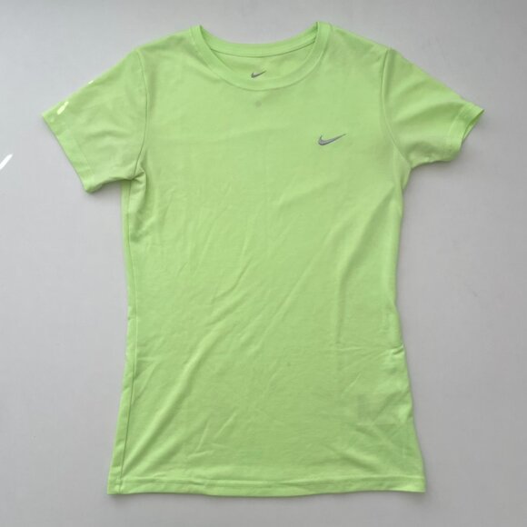 Bundle of 5 Nike Tops - Picture 11 of 16